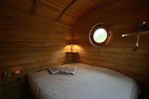 Roulotte Belgique Hargimont. 