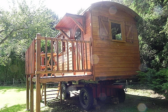 roulotte de 5 mètres de longueur sur 2.3 mètres de largeur