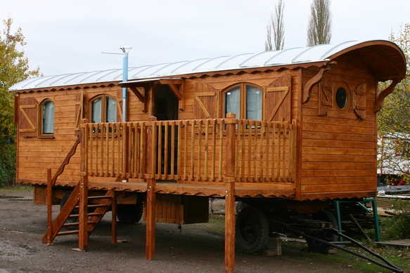 Fenêtres cintrées en bois