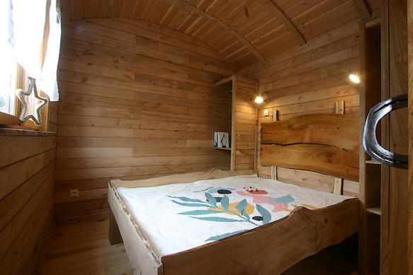 Roulotte près de Clermont ferrand. 