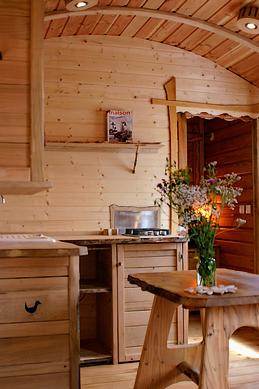 Roulotte dans la creuze près de Crozant.