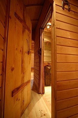 Porte intérieure artisanale.