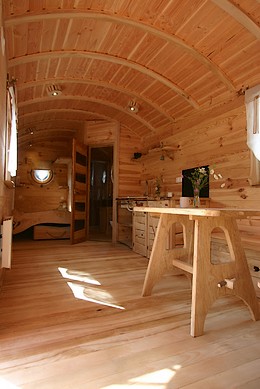 Constructeur de roulotte au lac Leman en Haute Savoie.