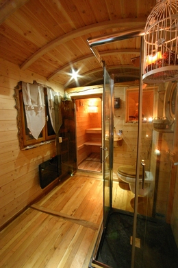 Roulotte bien être et lumières tamisèes.