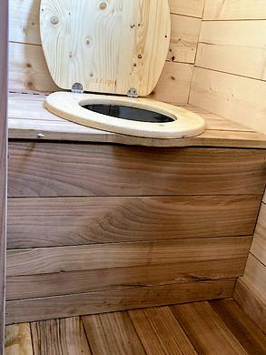 roulotte à proximité de murols.