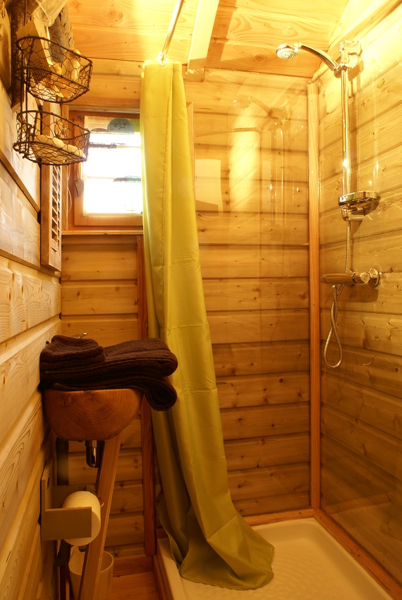 Photo salle de bain de la roulotte 1